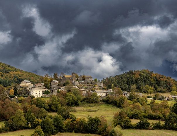 haute-loire-mezeres.-photo-vincent-jolfre-dyke-hotel